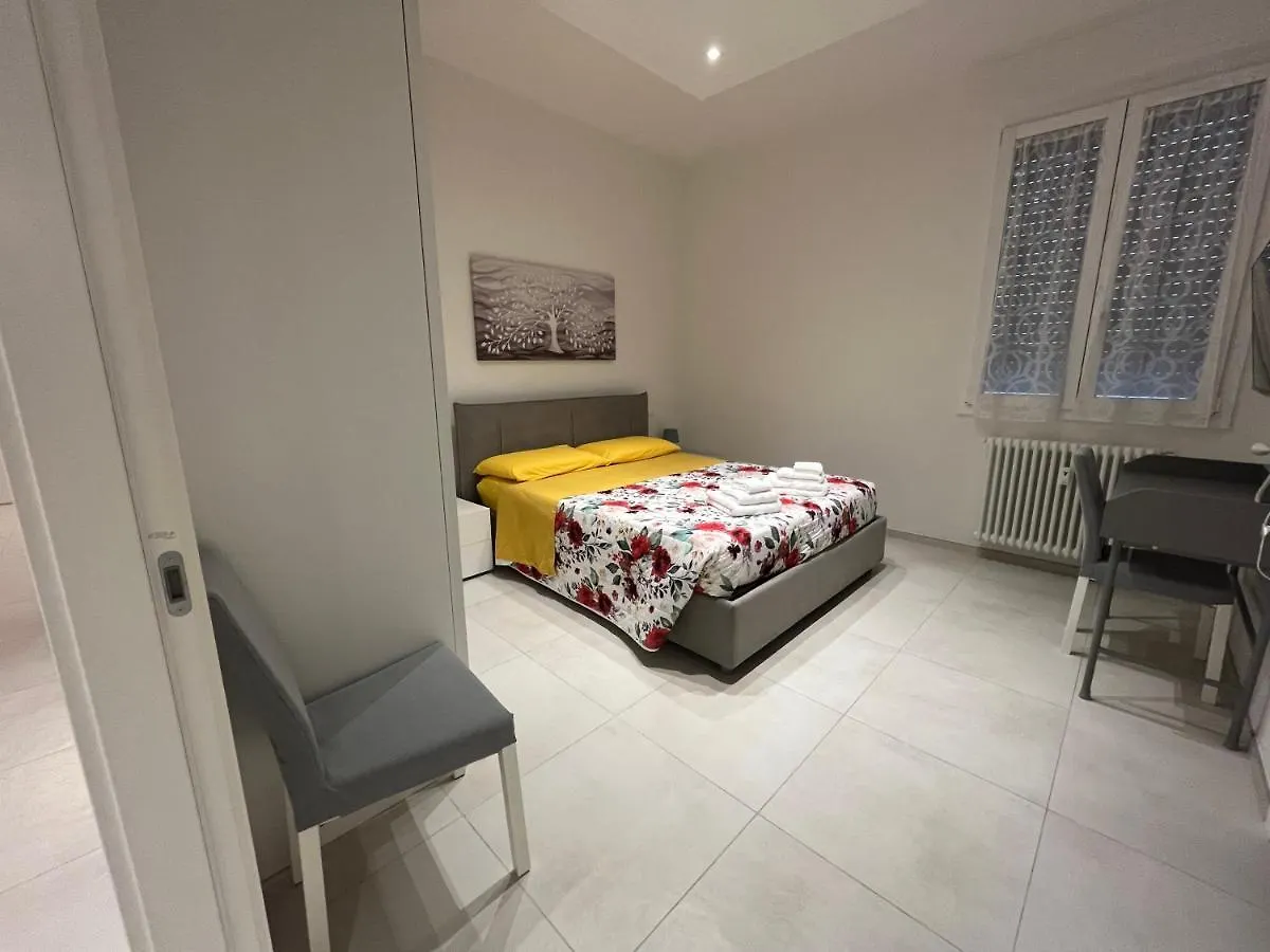 Luce Bed & Breakfast Bologna 0*,  Italy