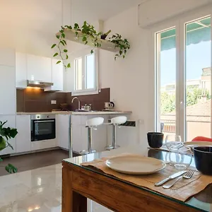 Fabula 3 With Private Bathroom Bolonia